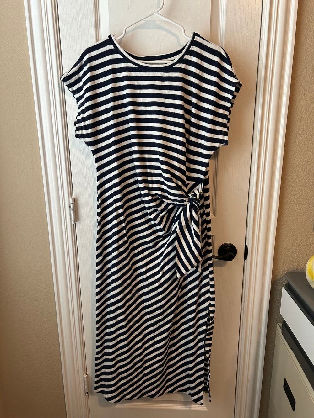 Loft Large Striped Navy and White Midi Dress Stretchy